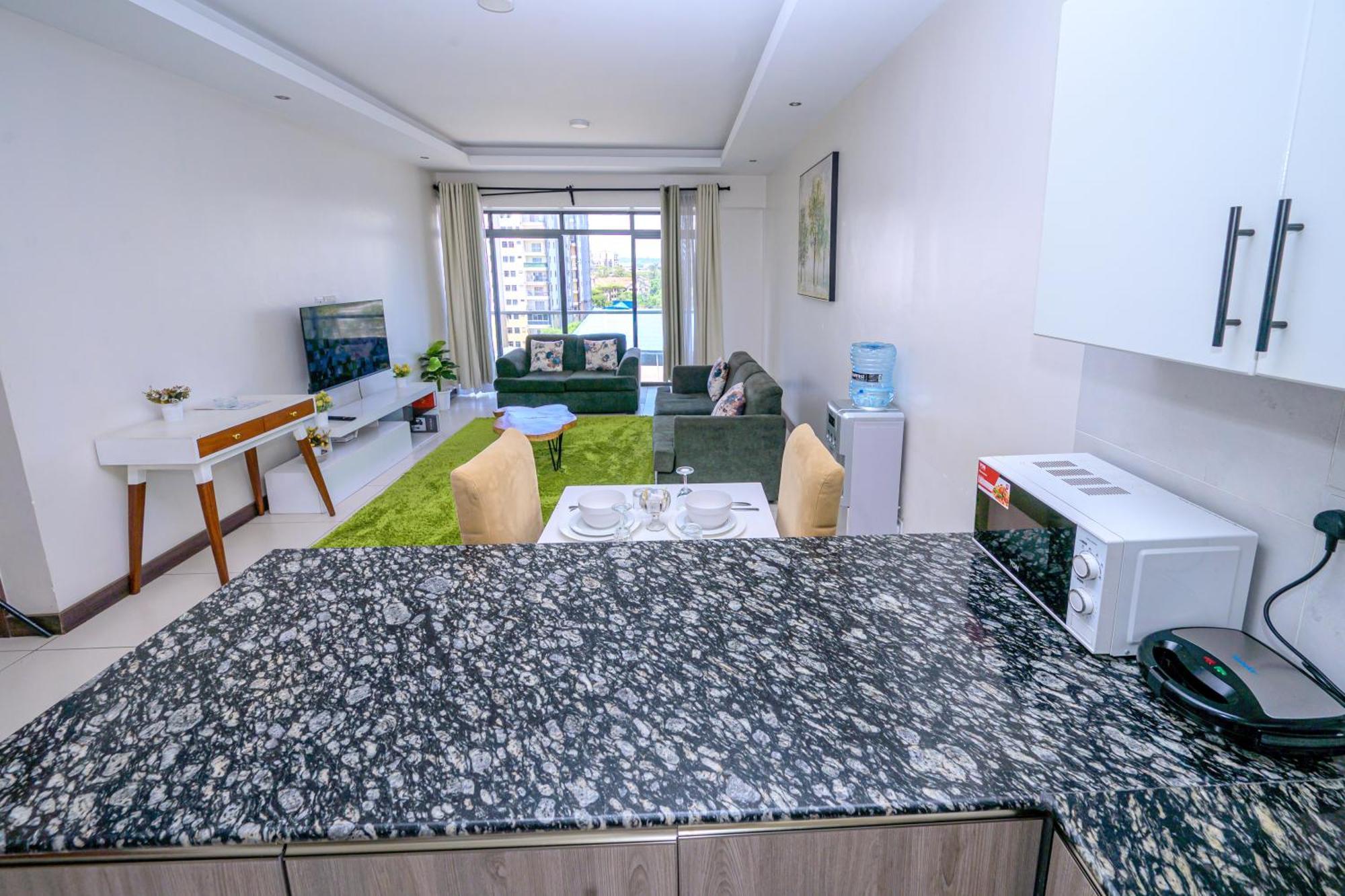 Lathembo Serviced Apartamento *