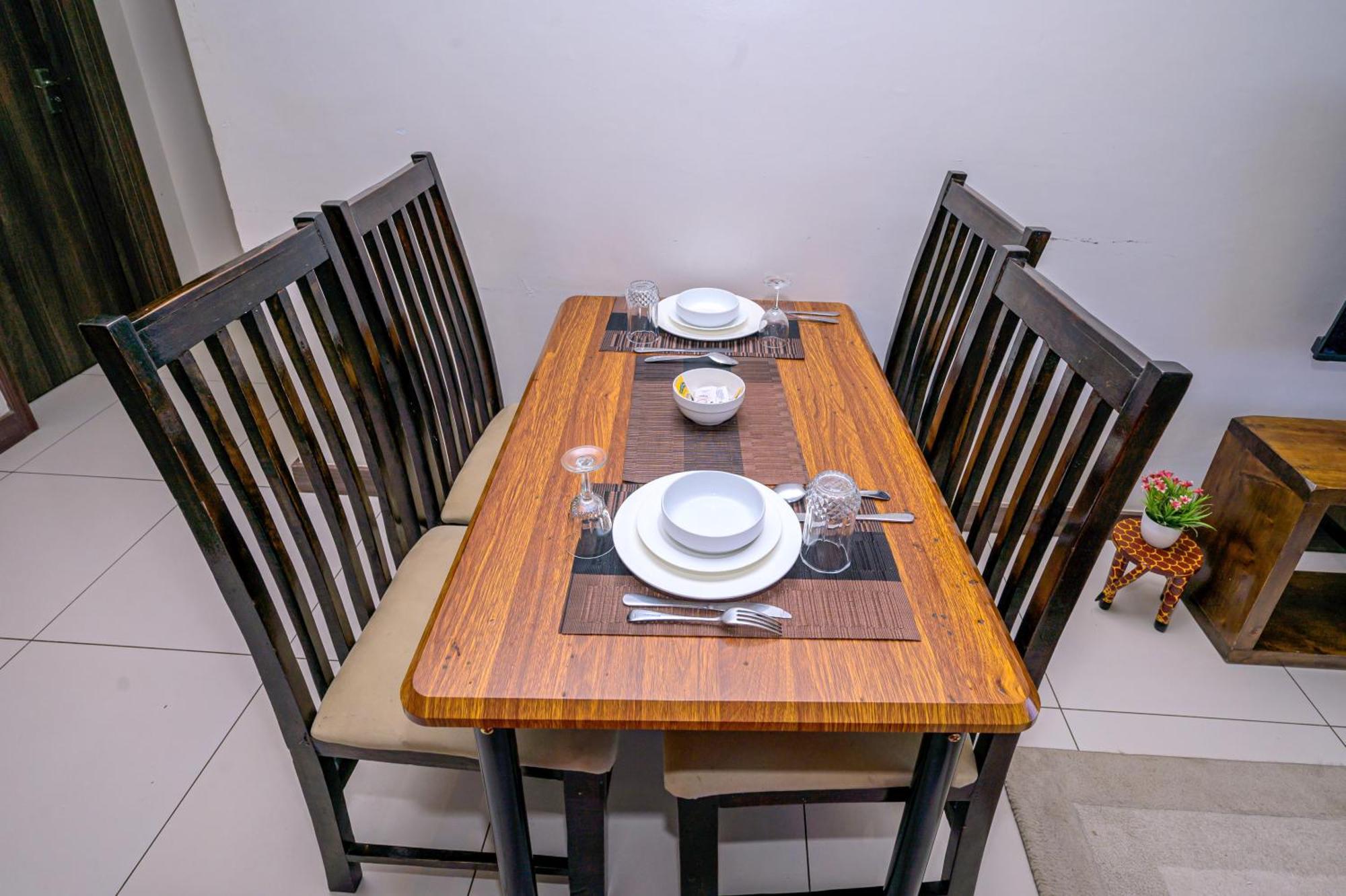 Apartamento Lathembo Serviced